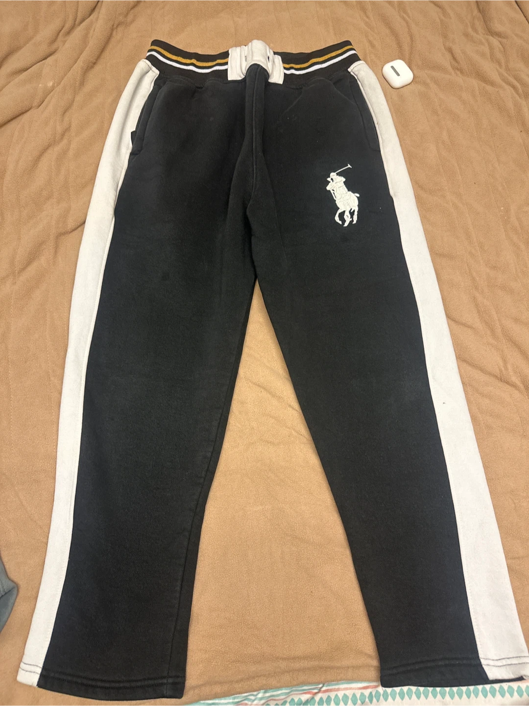 Bundle of 5 Pairs of Athletic Pants - photo 5