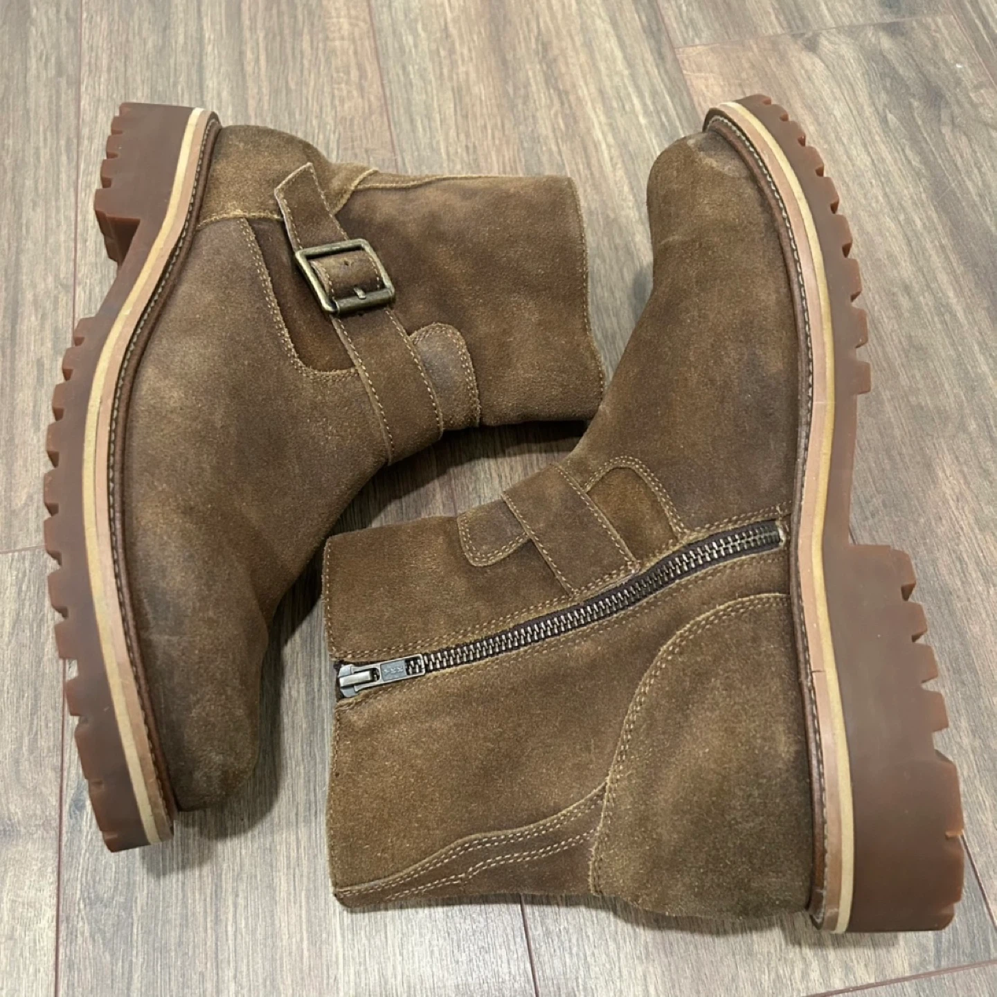 Banana Republic | Suede Ankle Boots (US 10)