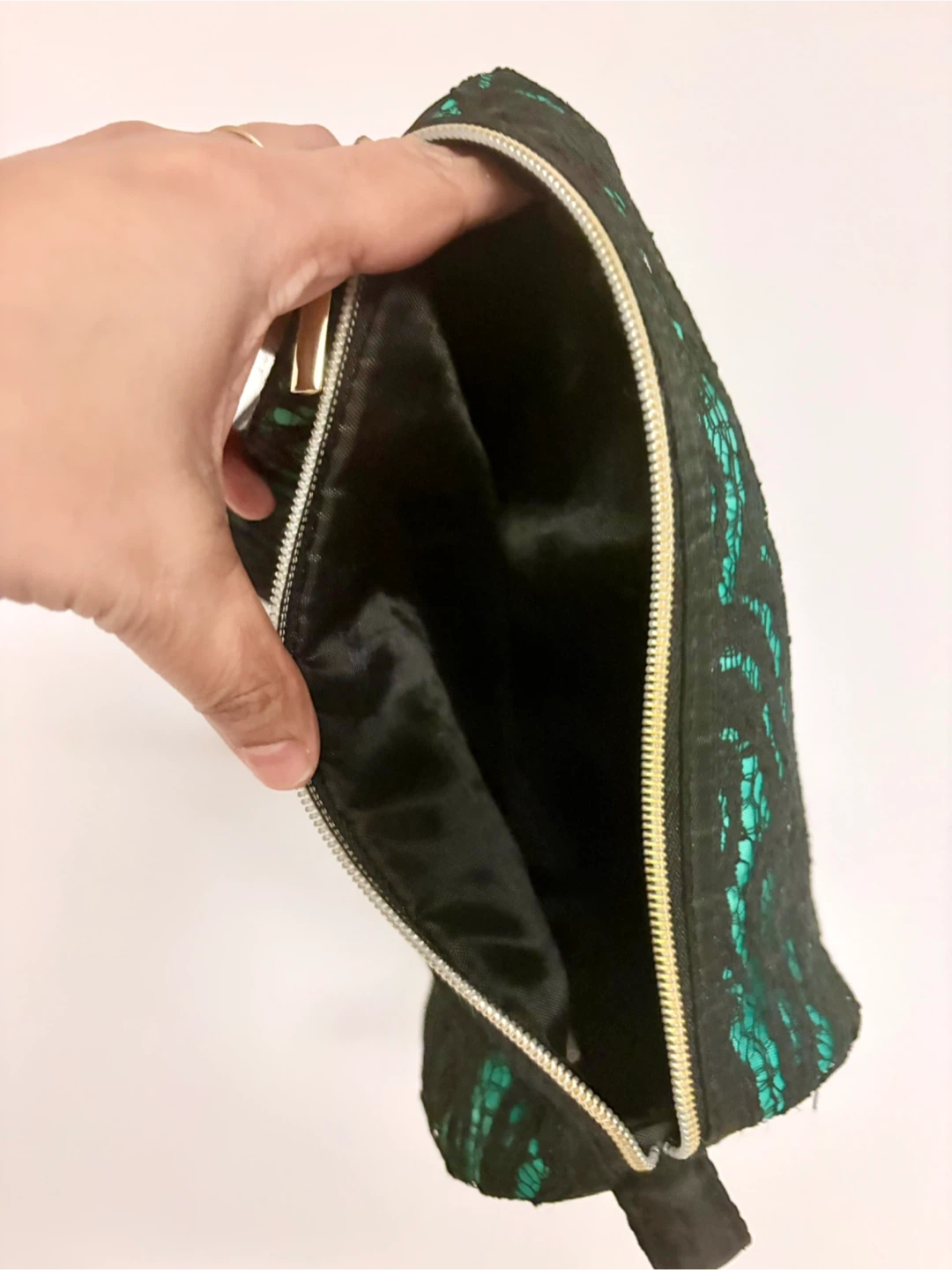 Black and Teal Lace Cosmetic Bag - photo 2