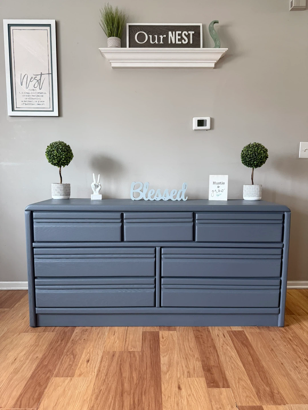 ✨🩶🦅Beautiful solid oak dresser🦅🩶✨