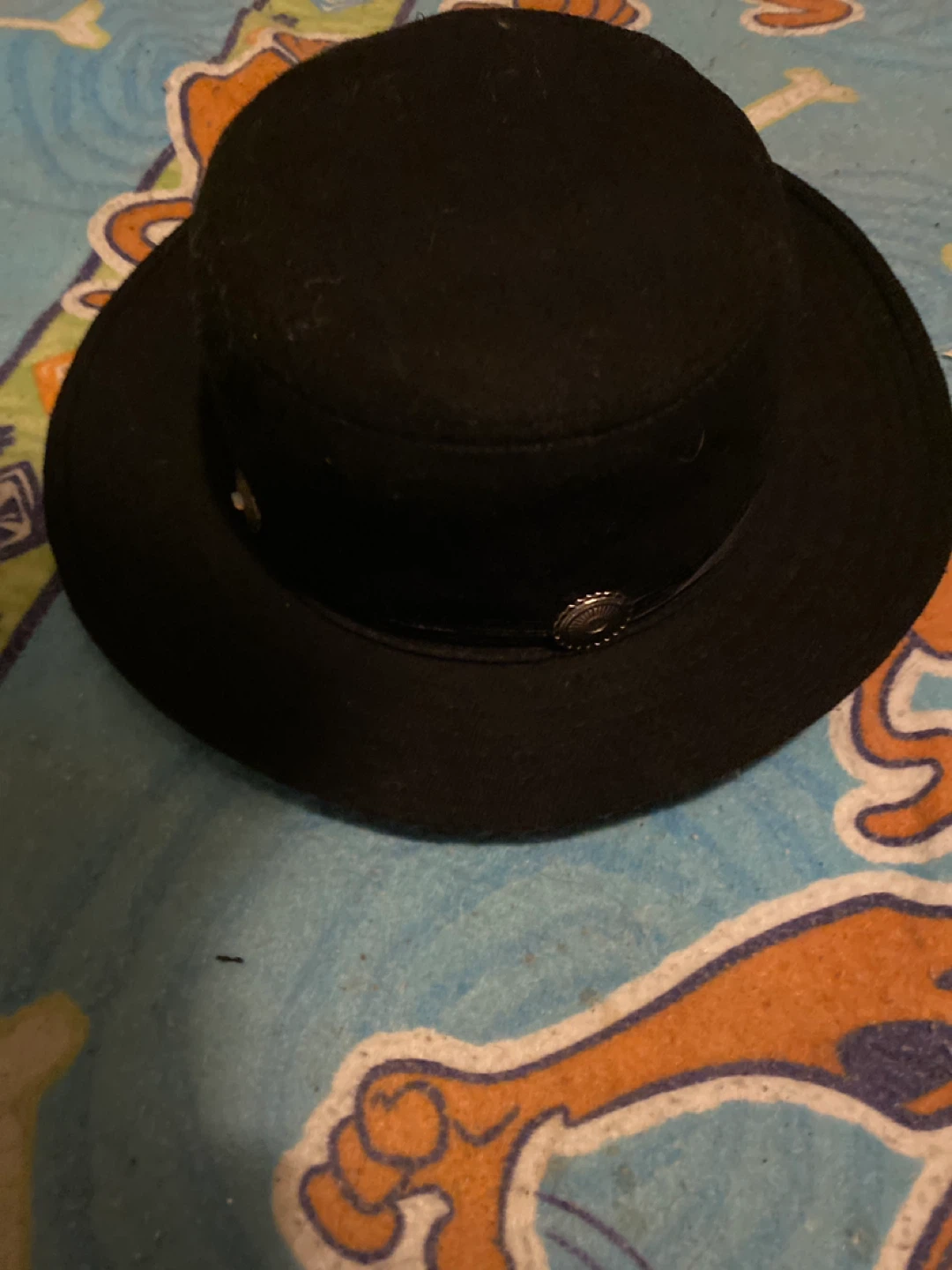 Black fedora hat