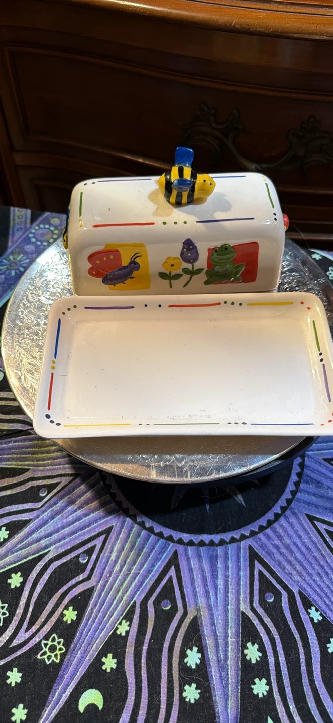 Summer Living Ceramic Butter Dish with Bee Handle - photo 2