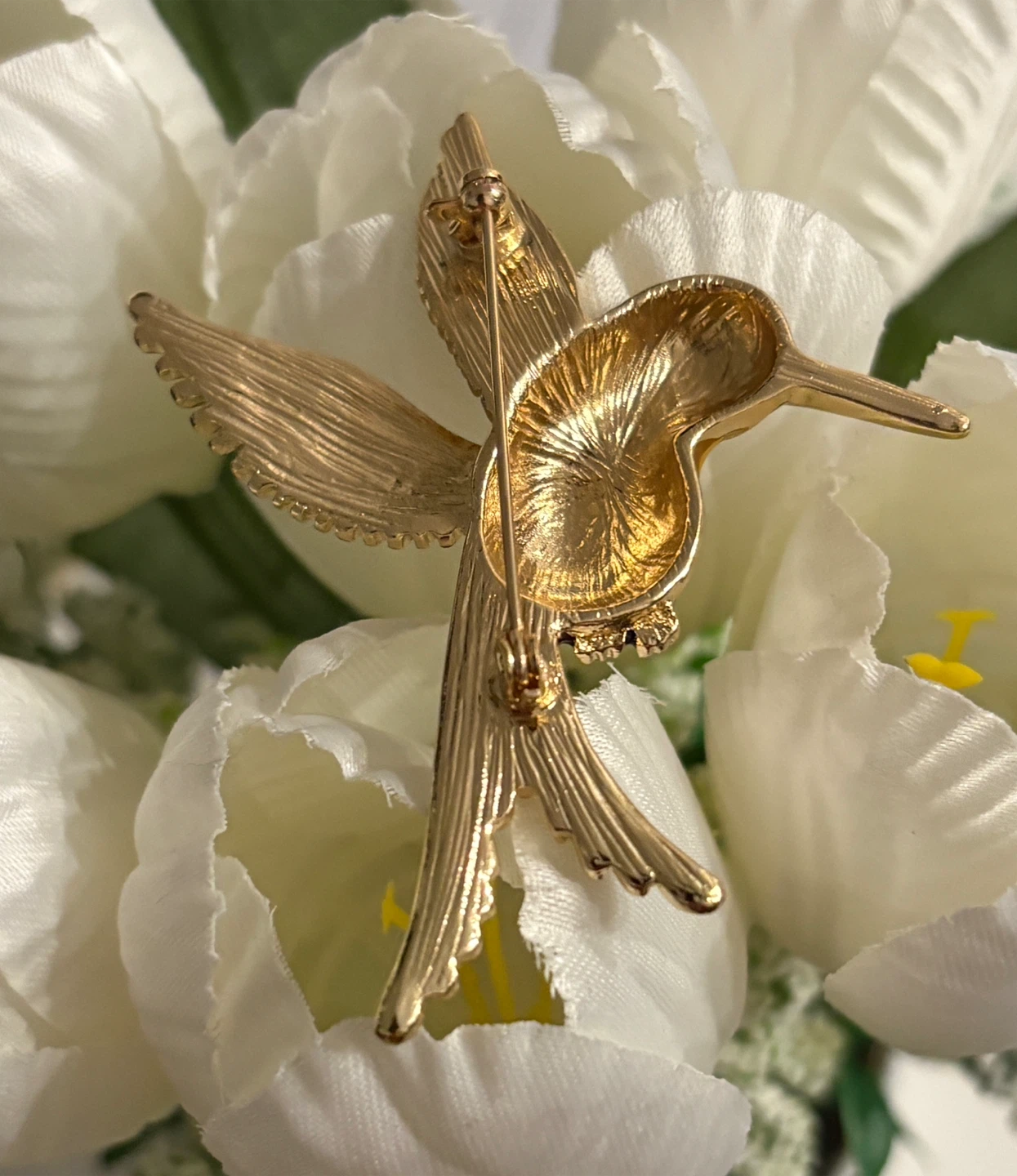 Beautiful Gold-Tone Hummingbird Enamel Brooch - photo 2