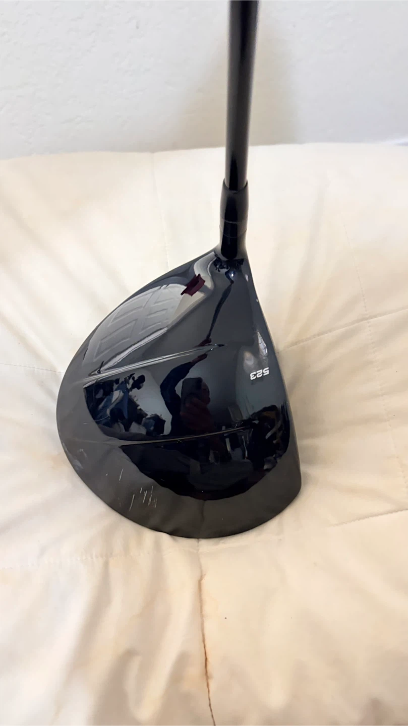 Tour Edge E523 Hot Launch Driver 10.5 - photo 4