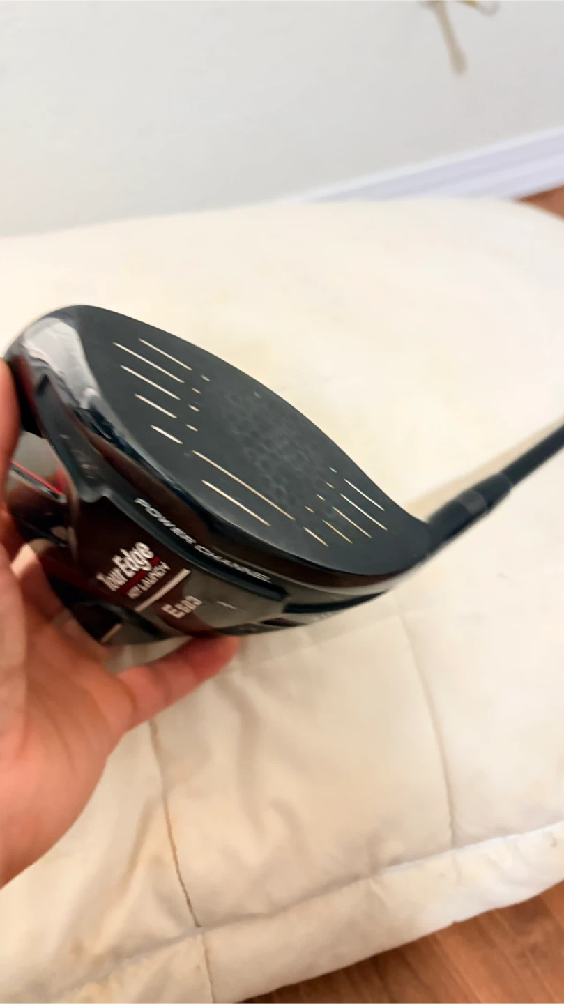 Tour Edge E523 Hot Launch Driver 10.5 - photo 3