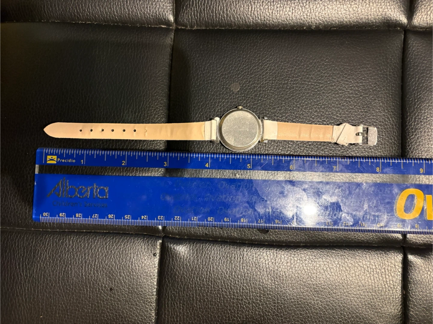 White Leather Strap Quartz Watch - photo 3