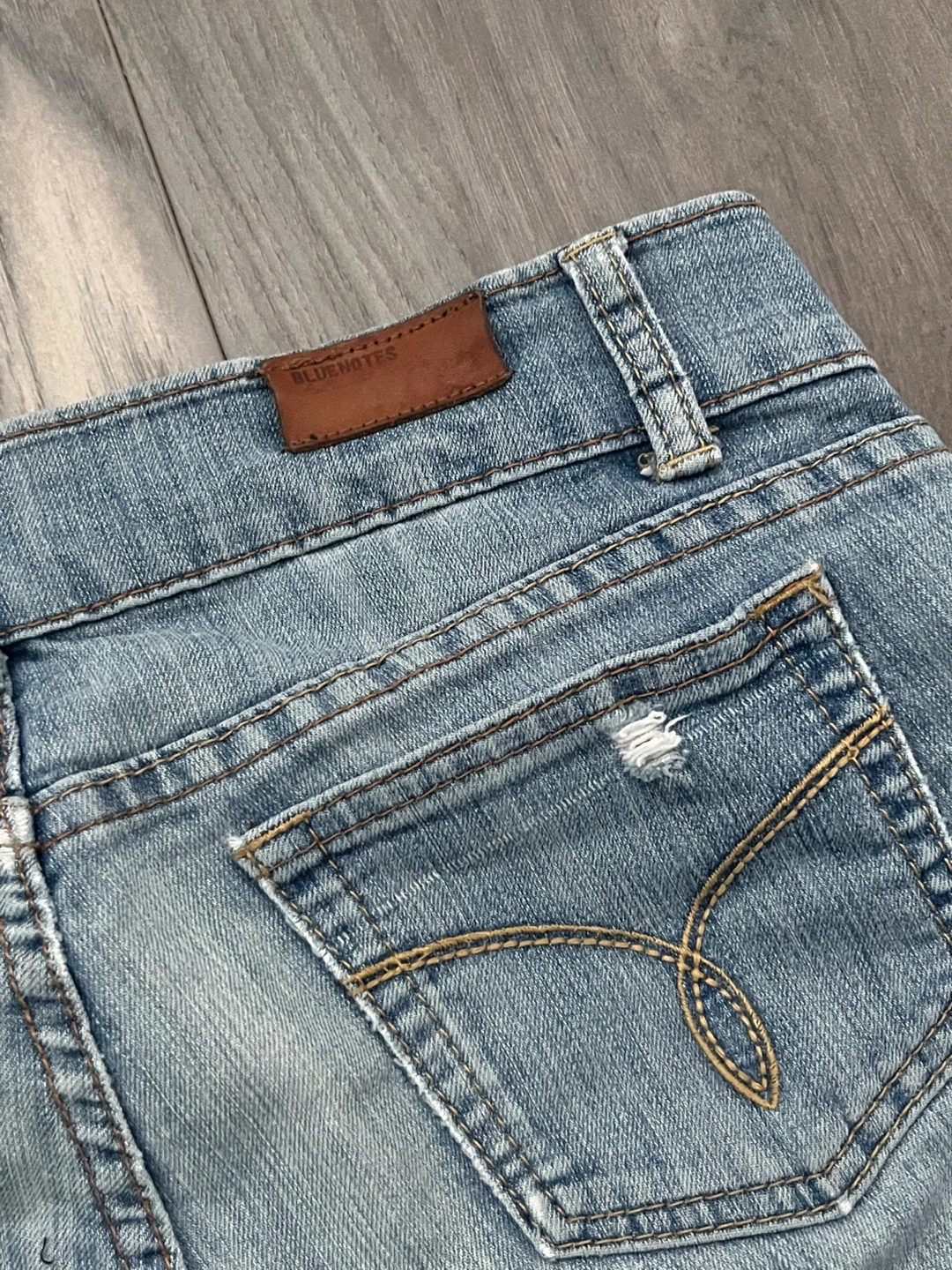 Vintage Low Rise Flared/Bootcut Jeans | Women - photo 3