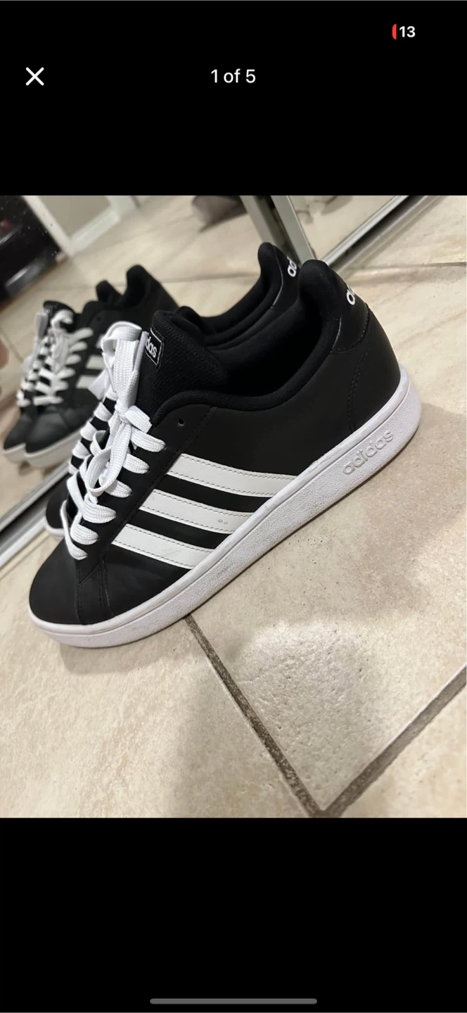 Adidas Men's Sneakers Size 9.5