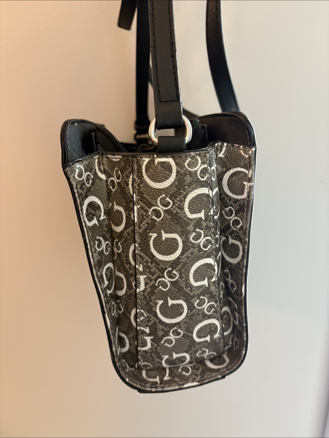 GUESS Crossbody Bag - photo 3