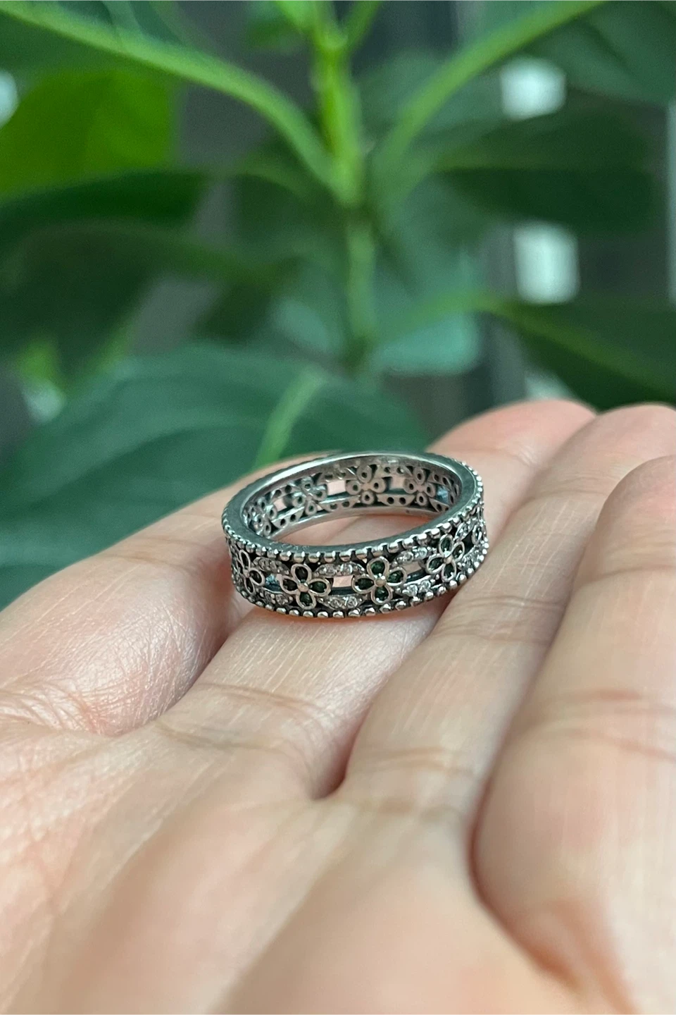 Sterling Silver plated Flower Ring with Green and White Stones - photo 2