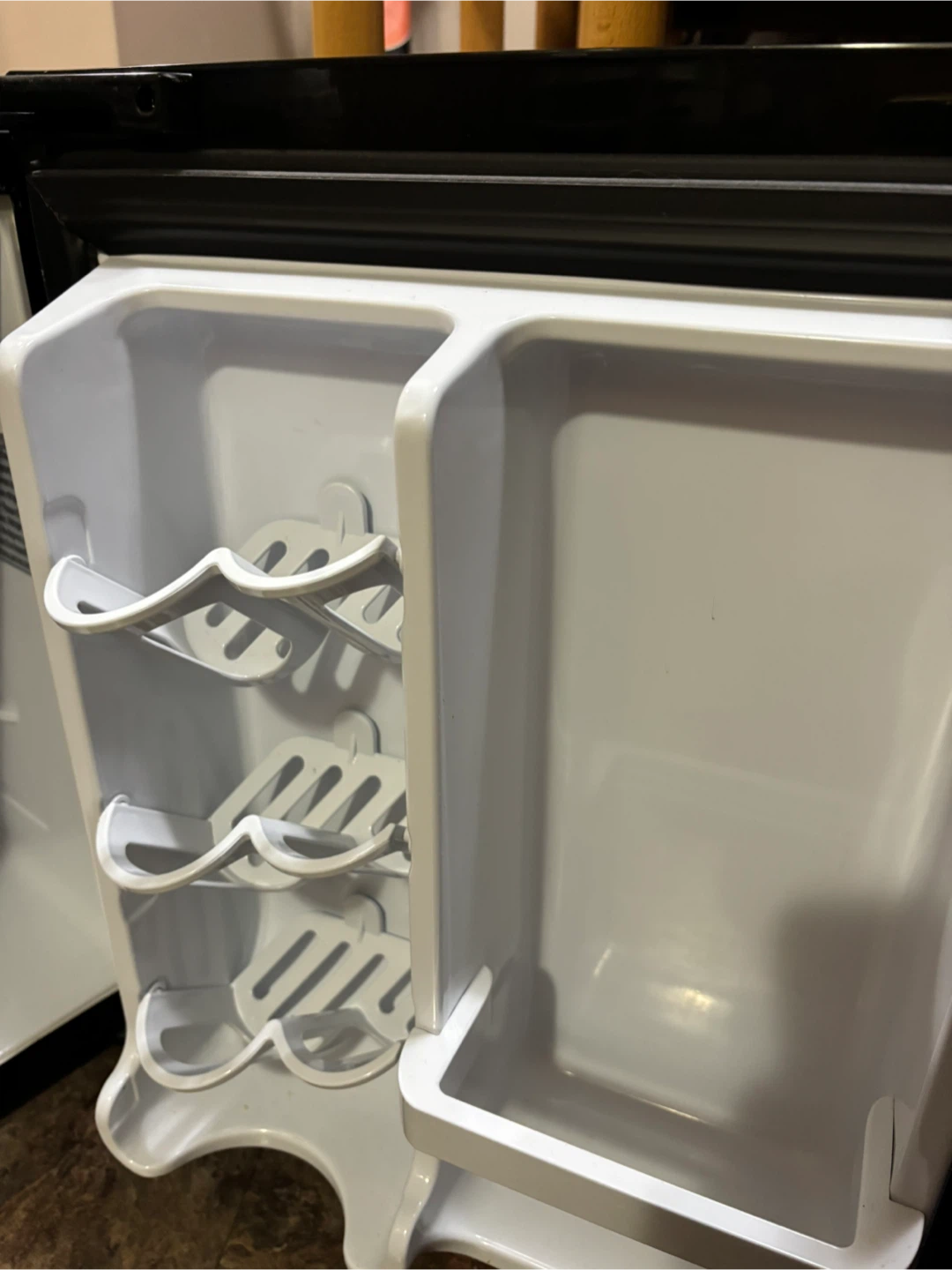 Danby Beverage Mini Fridge - photo 2