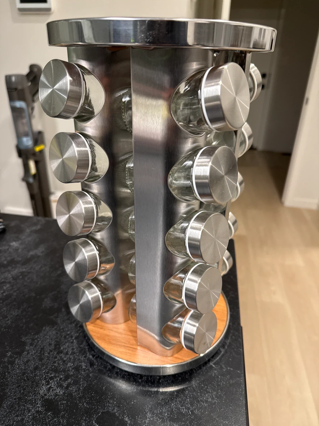 Rotating Spice Rack with 20 Glass Jars - photo 2