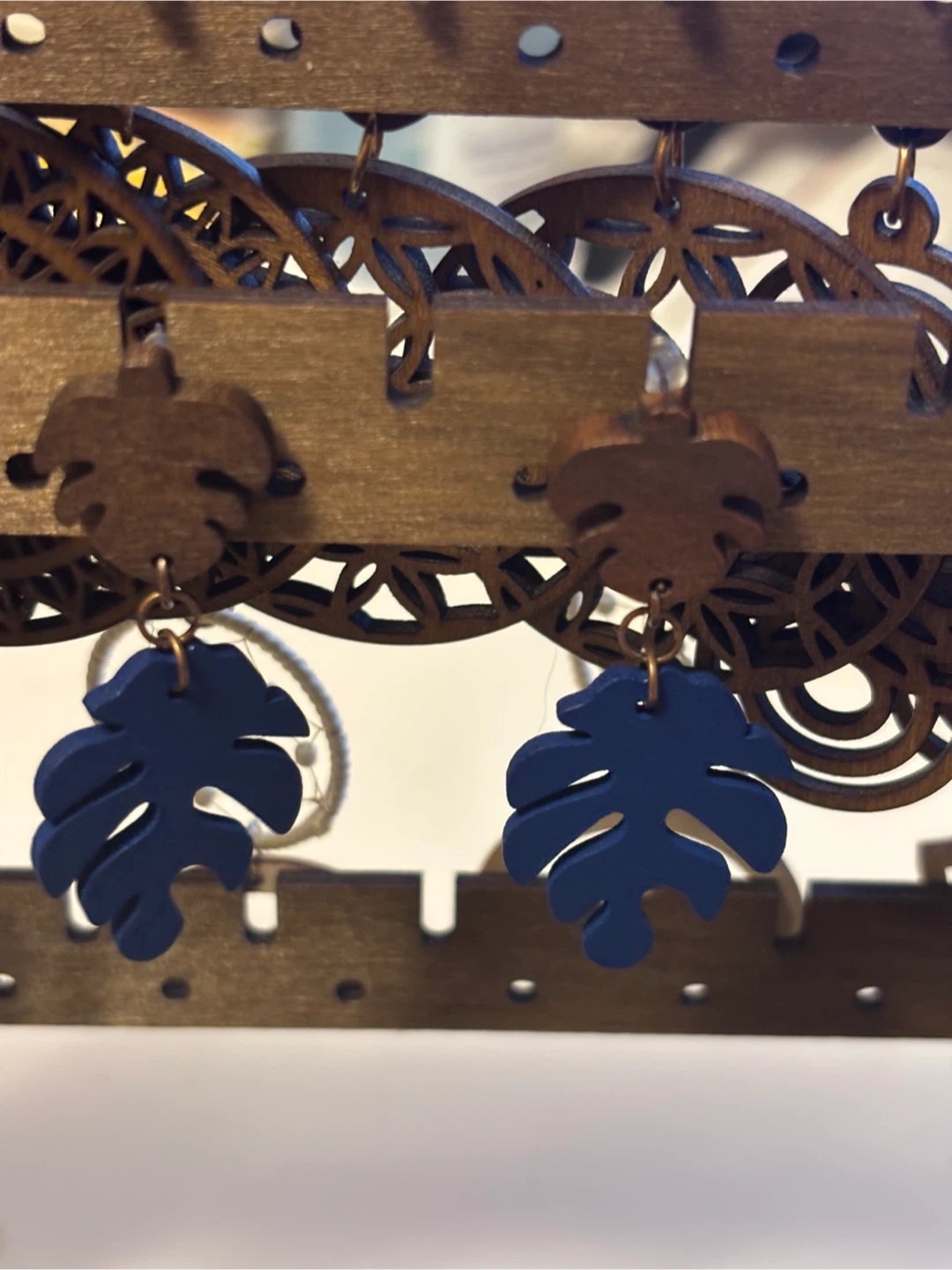 Leaf Shaped Wood Earrings - photo 2