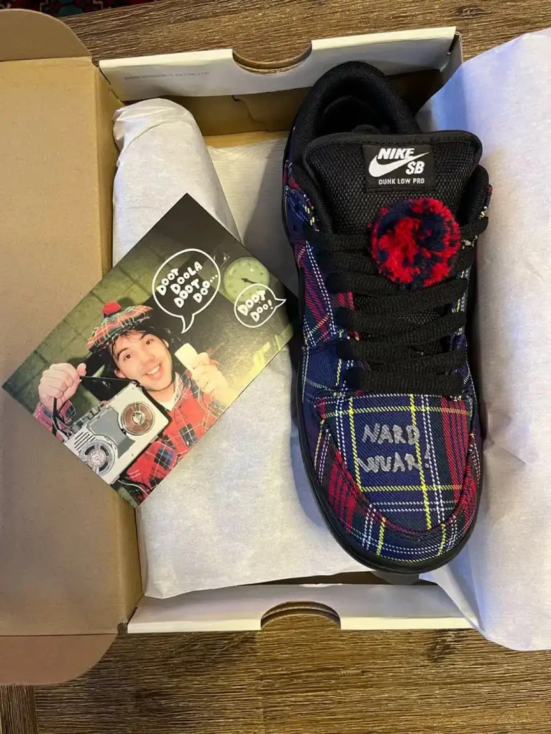 Nike Sb Dunk Low Nardwuar Brandnew Rare Hand Signed Size 8.5 - photo 2