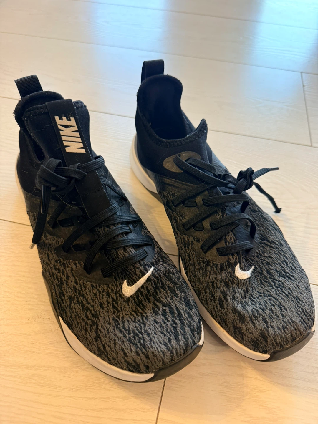 Nike Athletic Shoes - Black/Grey - Women's US 5