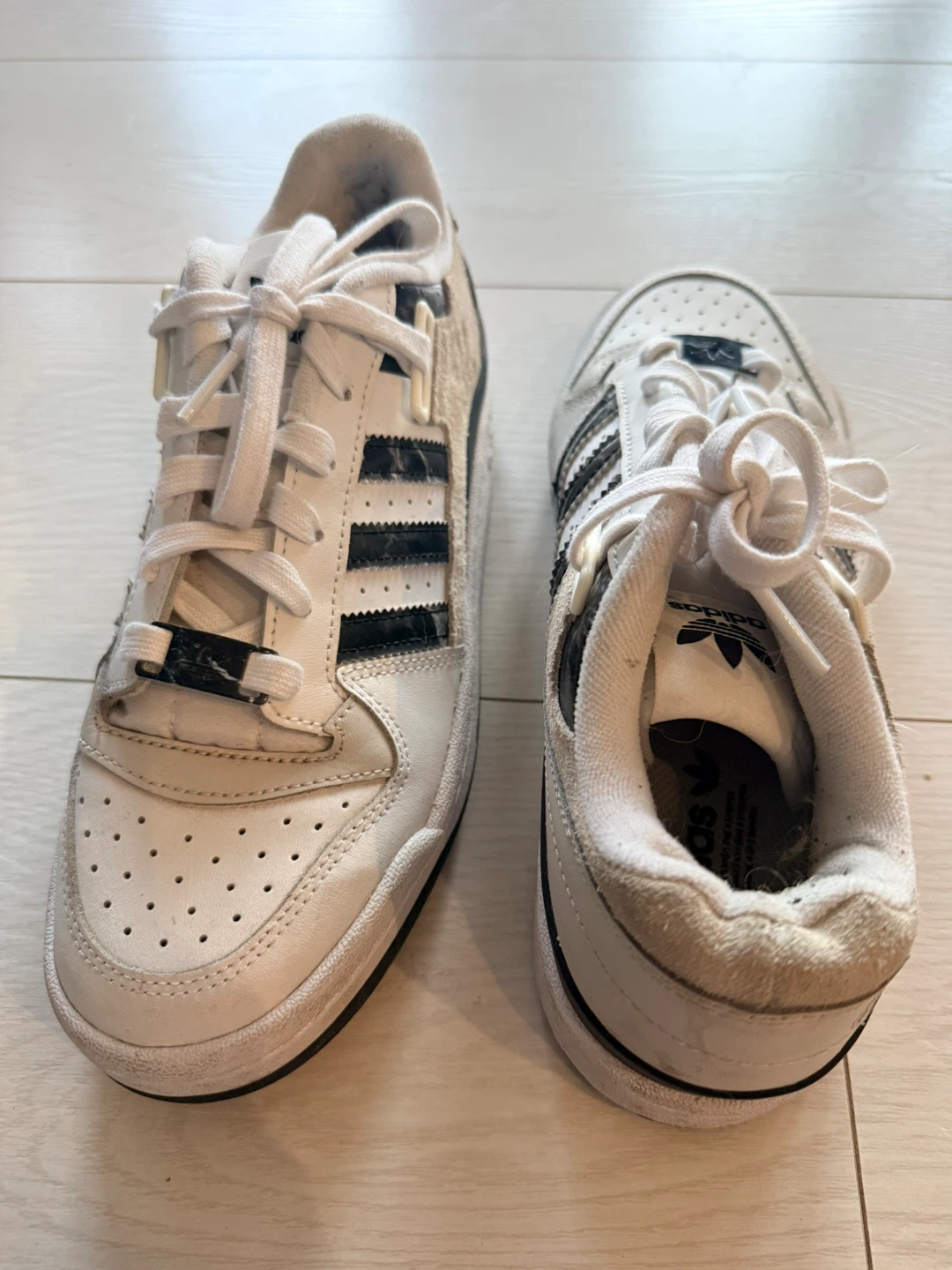 Adidas Forum Low White Black Sneakers