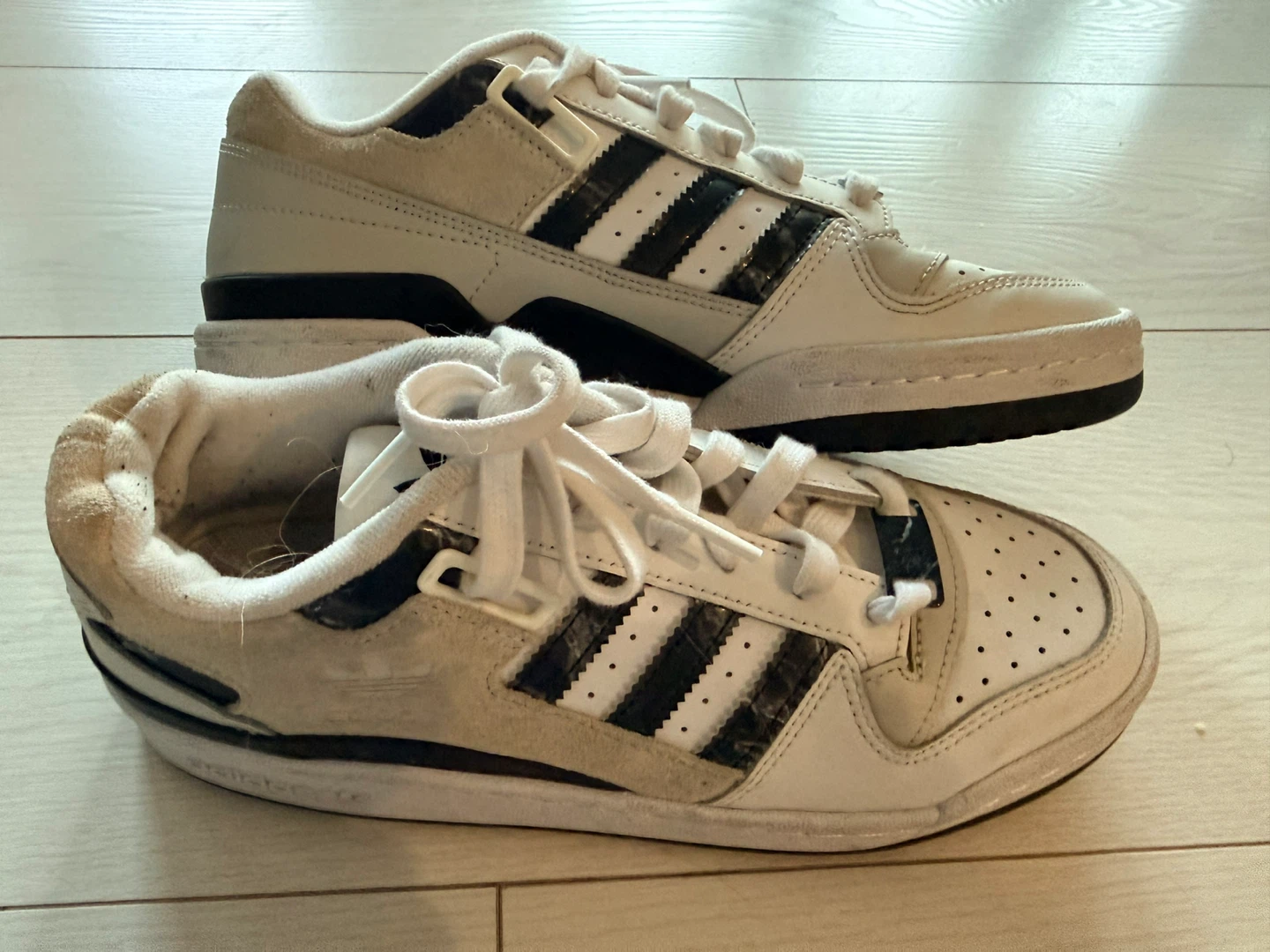 Adidas Forum Low White Black Sneakers - photo 2