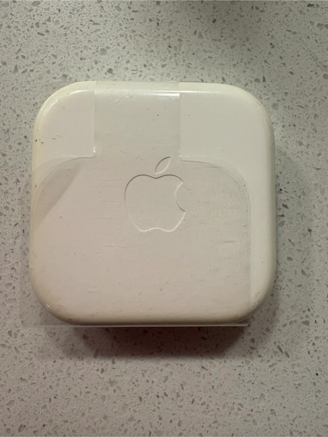 BRAND NEW! Apple Headphones - photo 2