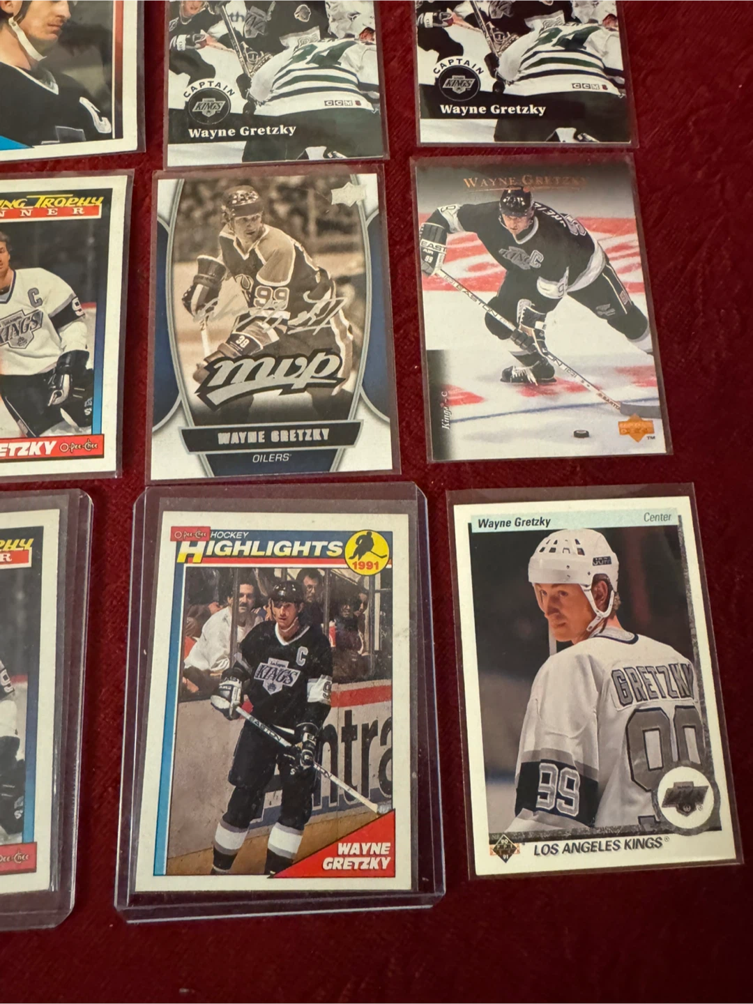 Collection of Wayne Gretzky Hockey Cards 🥕 - photo 3
