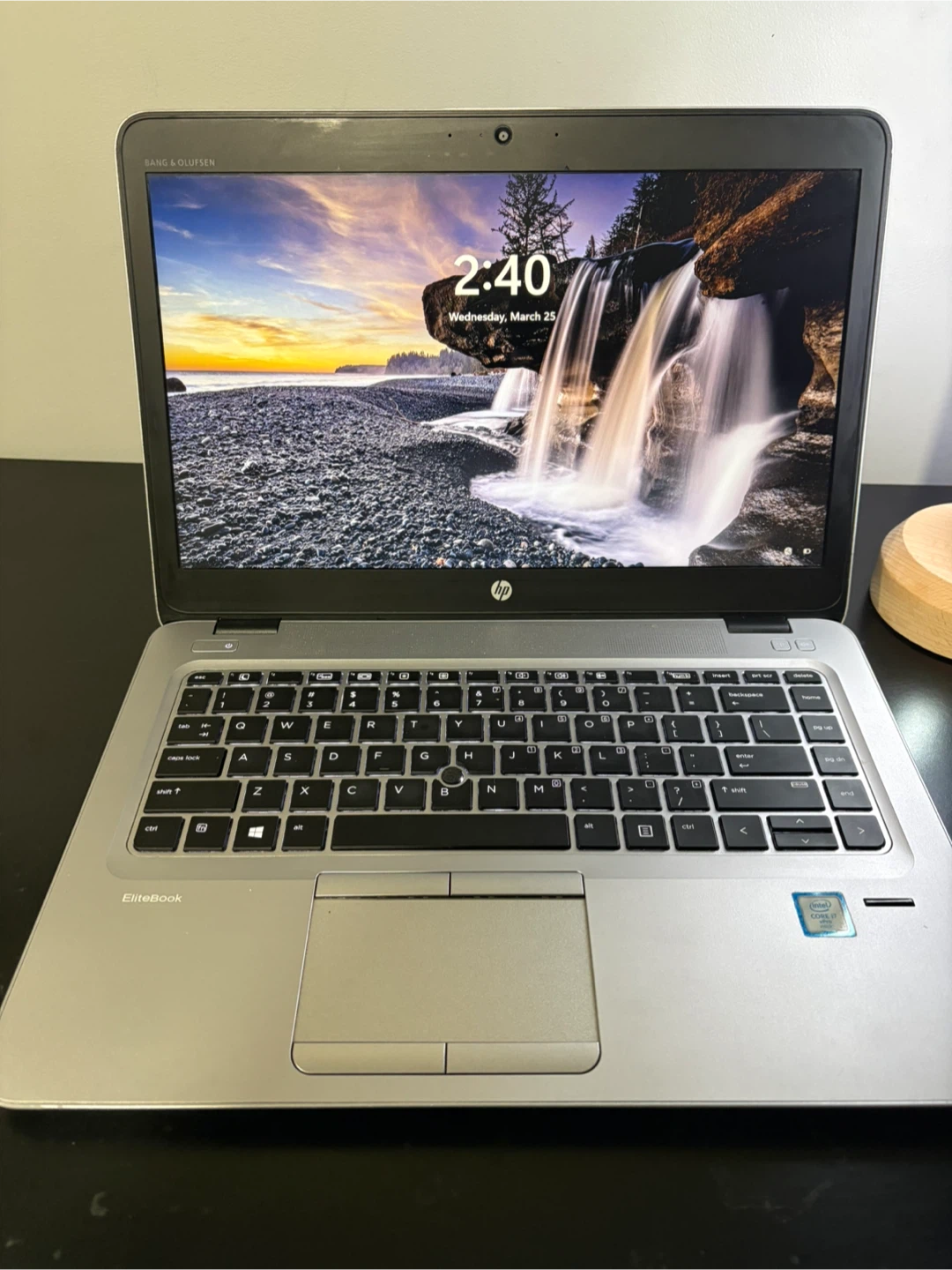 Hp Elitebook 840 G3 core i7 laptop. Windows 11/MS office 2021/8.