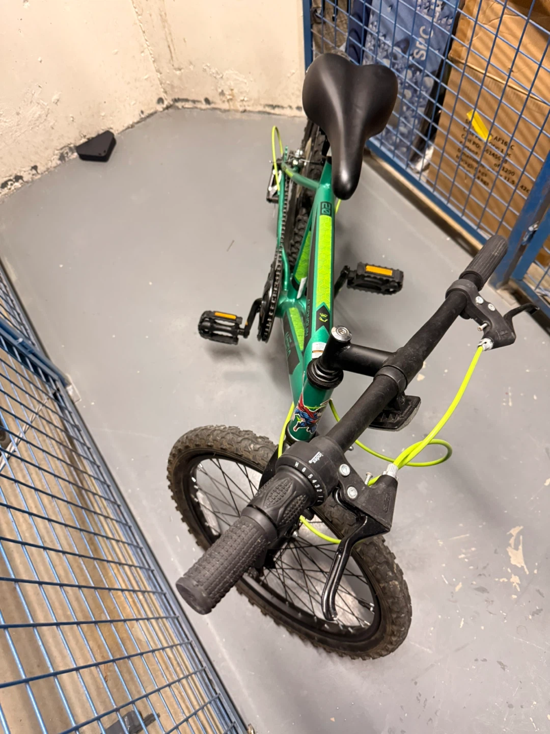 Boys Bike 20” - photo 5