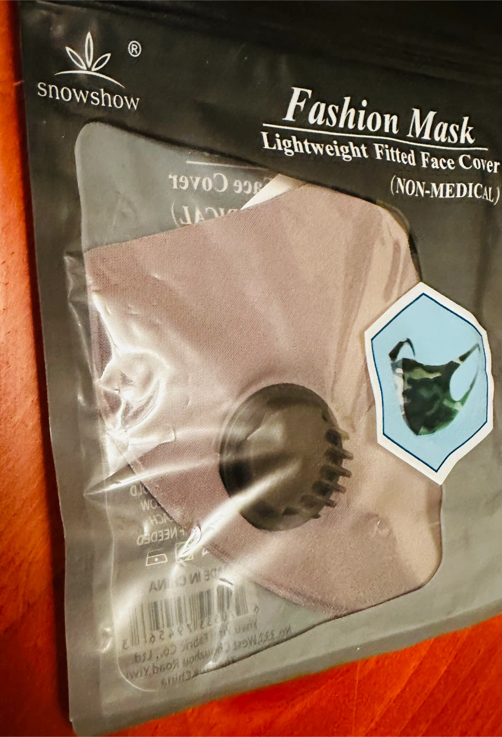 Snowshow Fashion Mask Lightweight Fitted Face Cover - photo 3