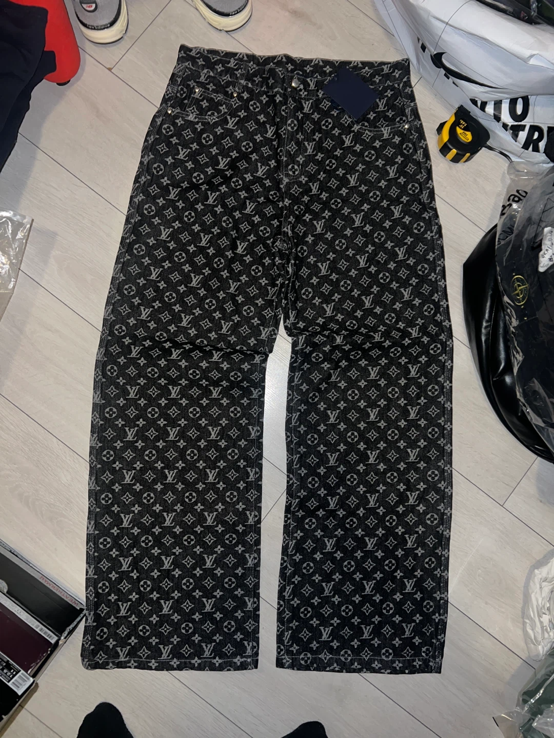 Louis Vuitton Denim Jeans Size 32-33