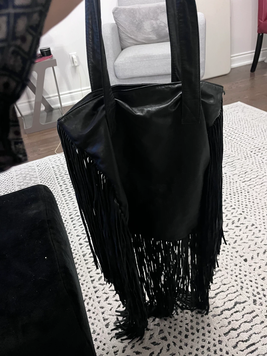 Black Leather Fringe Handbag - photo 3