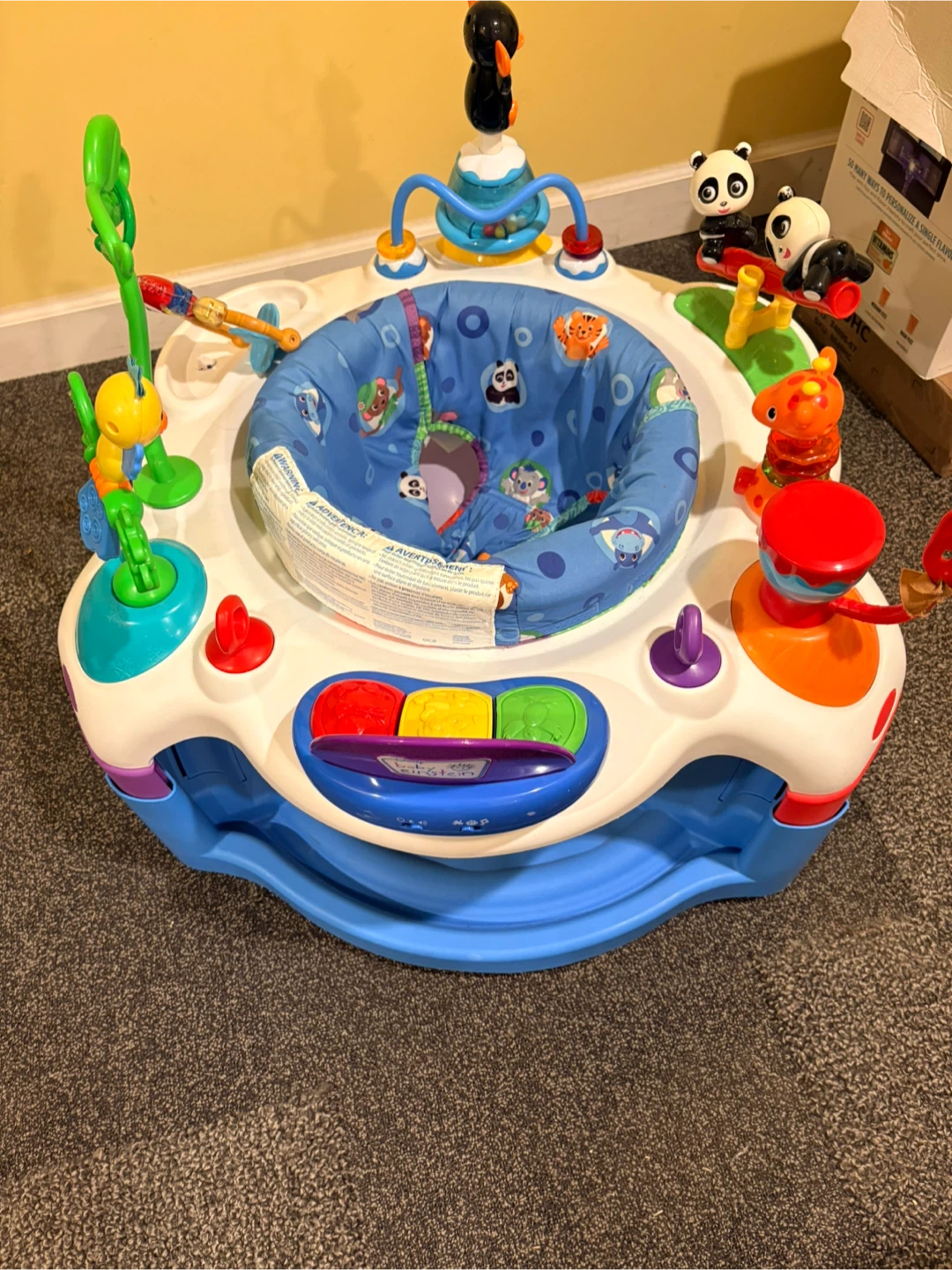 Baby Einstein Around the World Discovery Center Activity Saucer - photo 2
