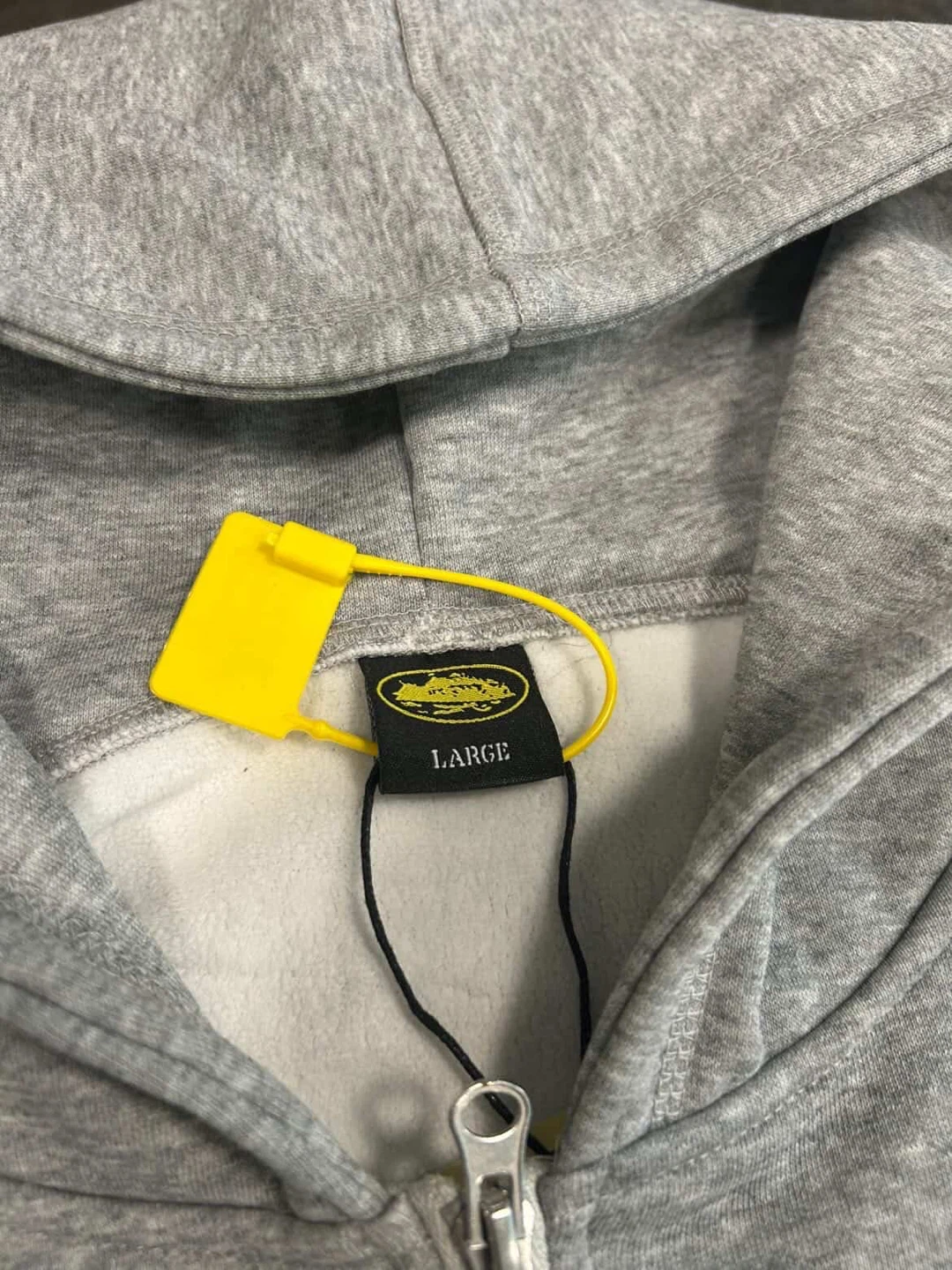 Corteiz Grey Zip-Up Hoodie - photo 3