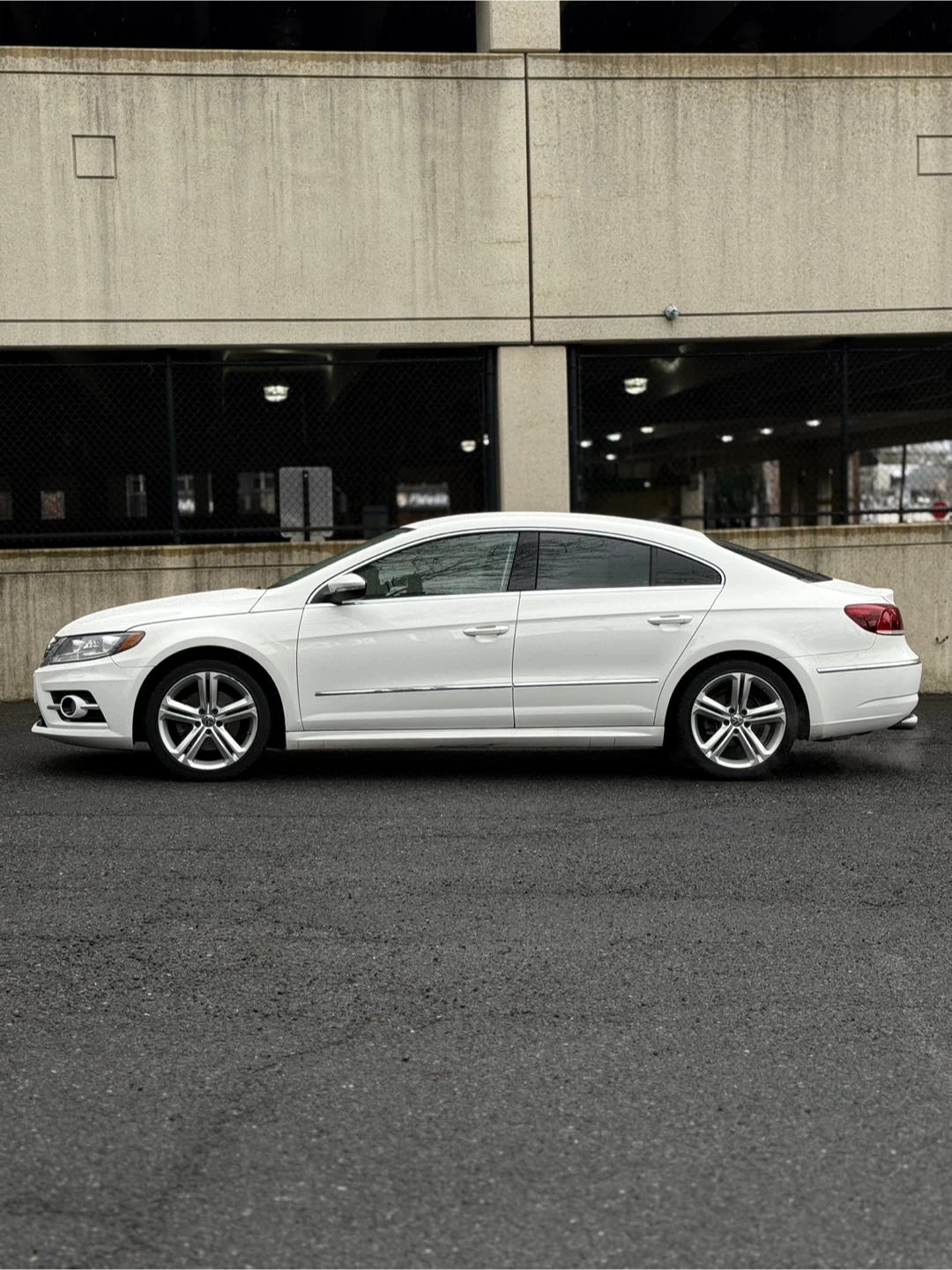 White Volkswagen CC Sport 2.0T Sedan - photo 3