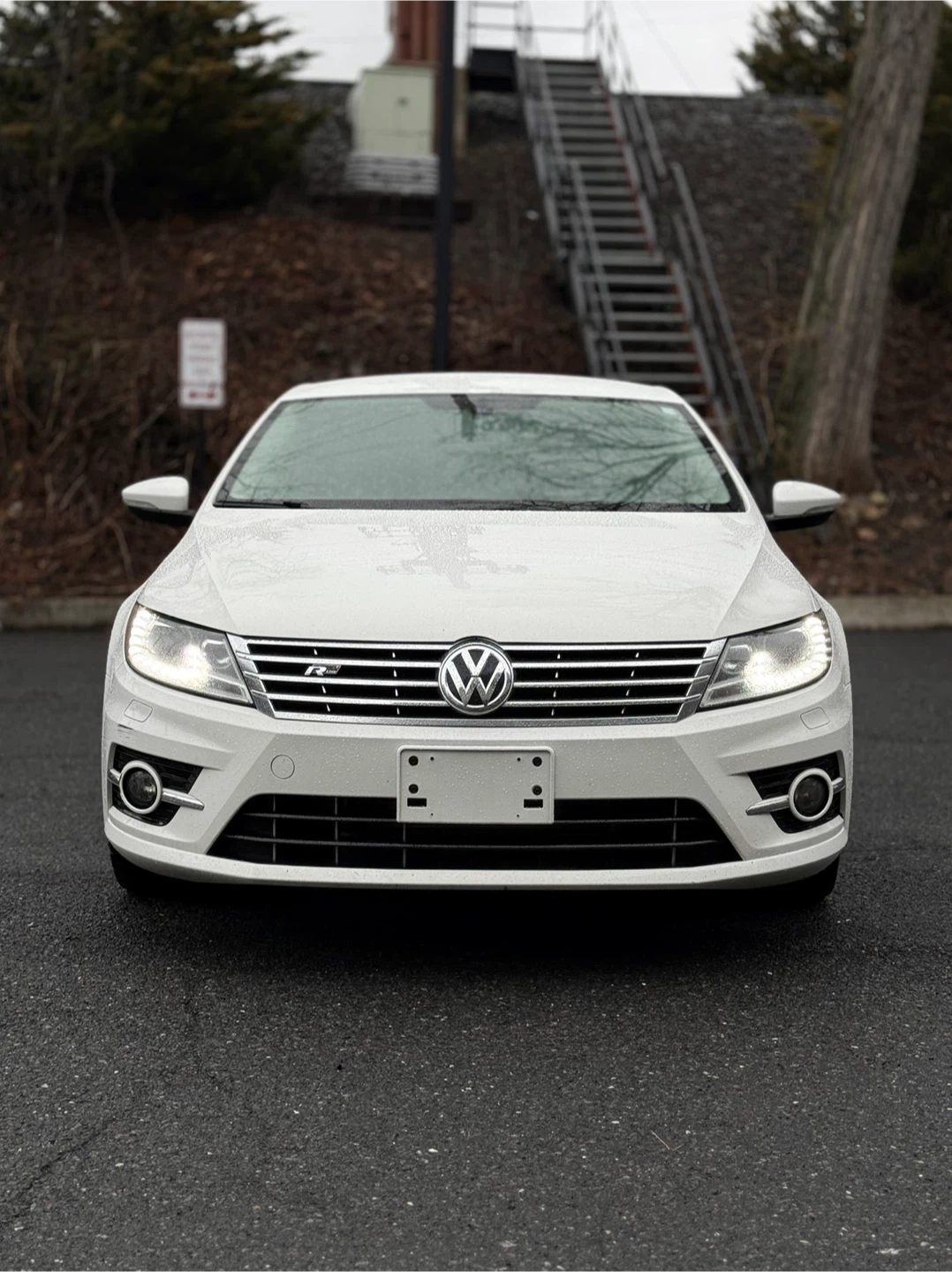 White Volkswagen CC Sport 2.0T Sedan - photo 4