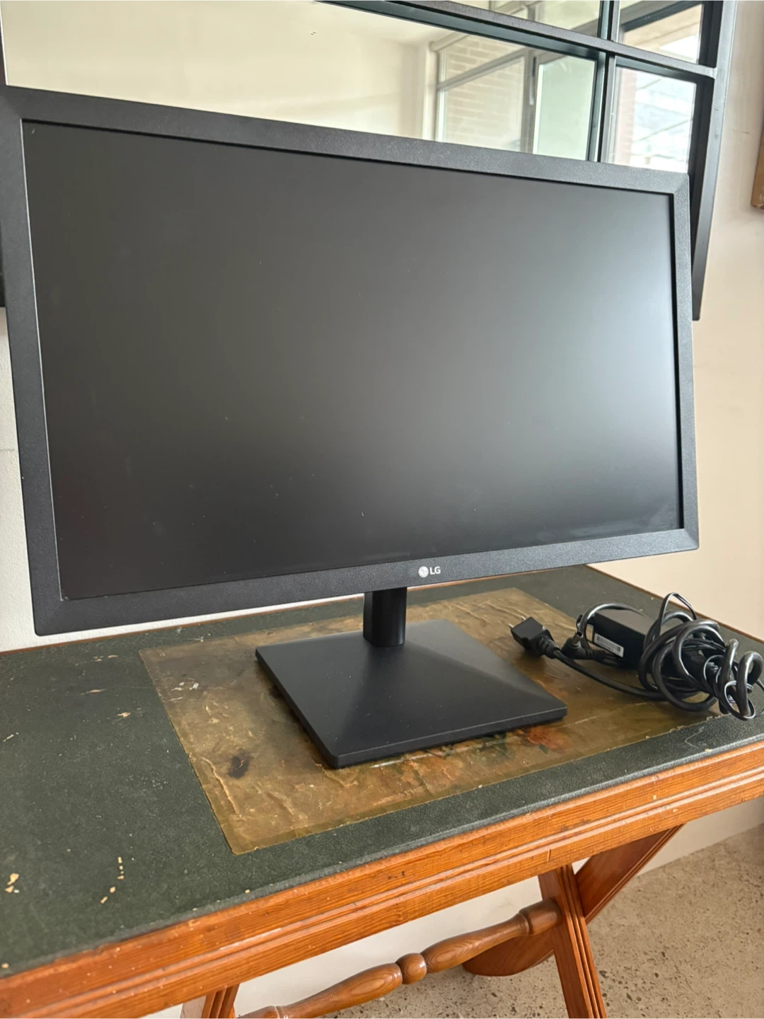 22” LG Monitor & Power Cord - photo 4