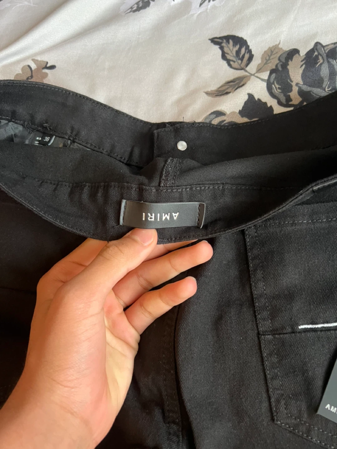 AMIRI Black Distressed Jeans - photo 3