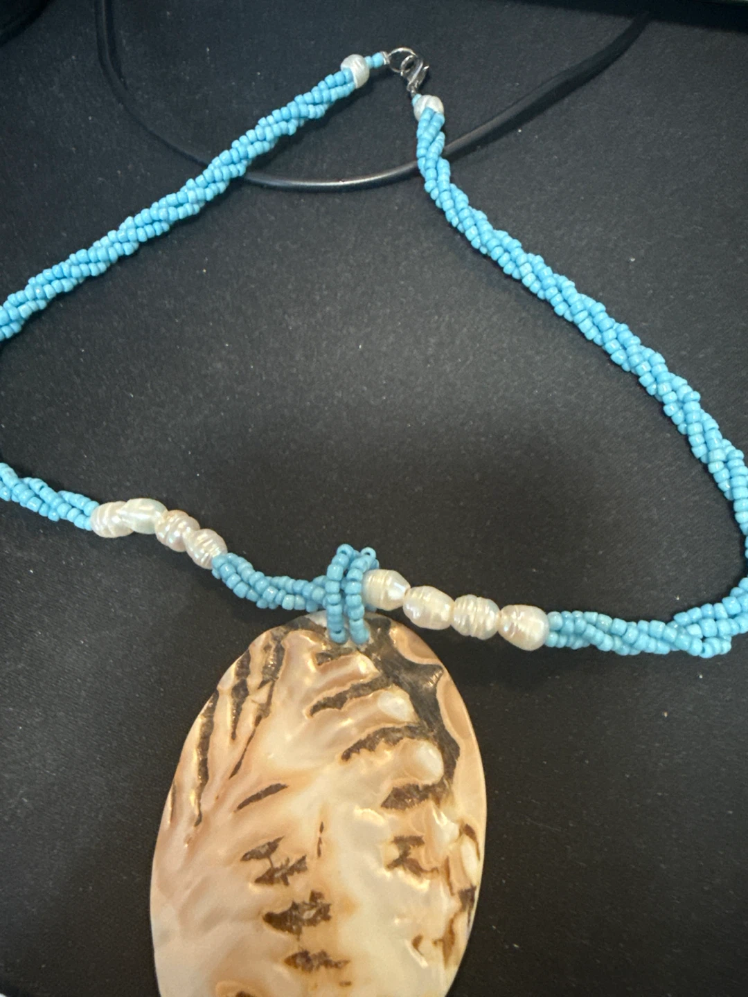 Beaded Necklace with Oval Shell Pendant