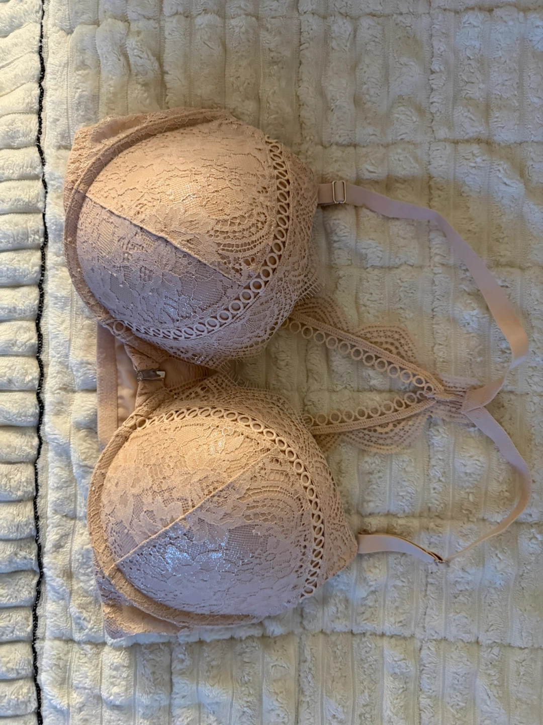 Victoria's Secret 38D Pink Lace Bra