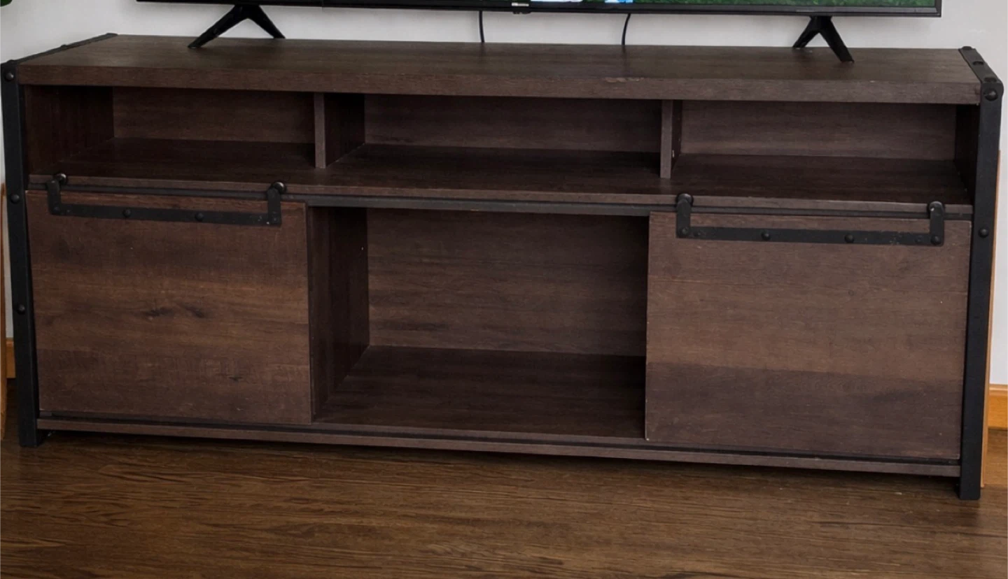 Tv stand