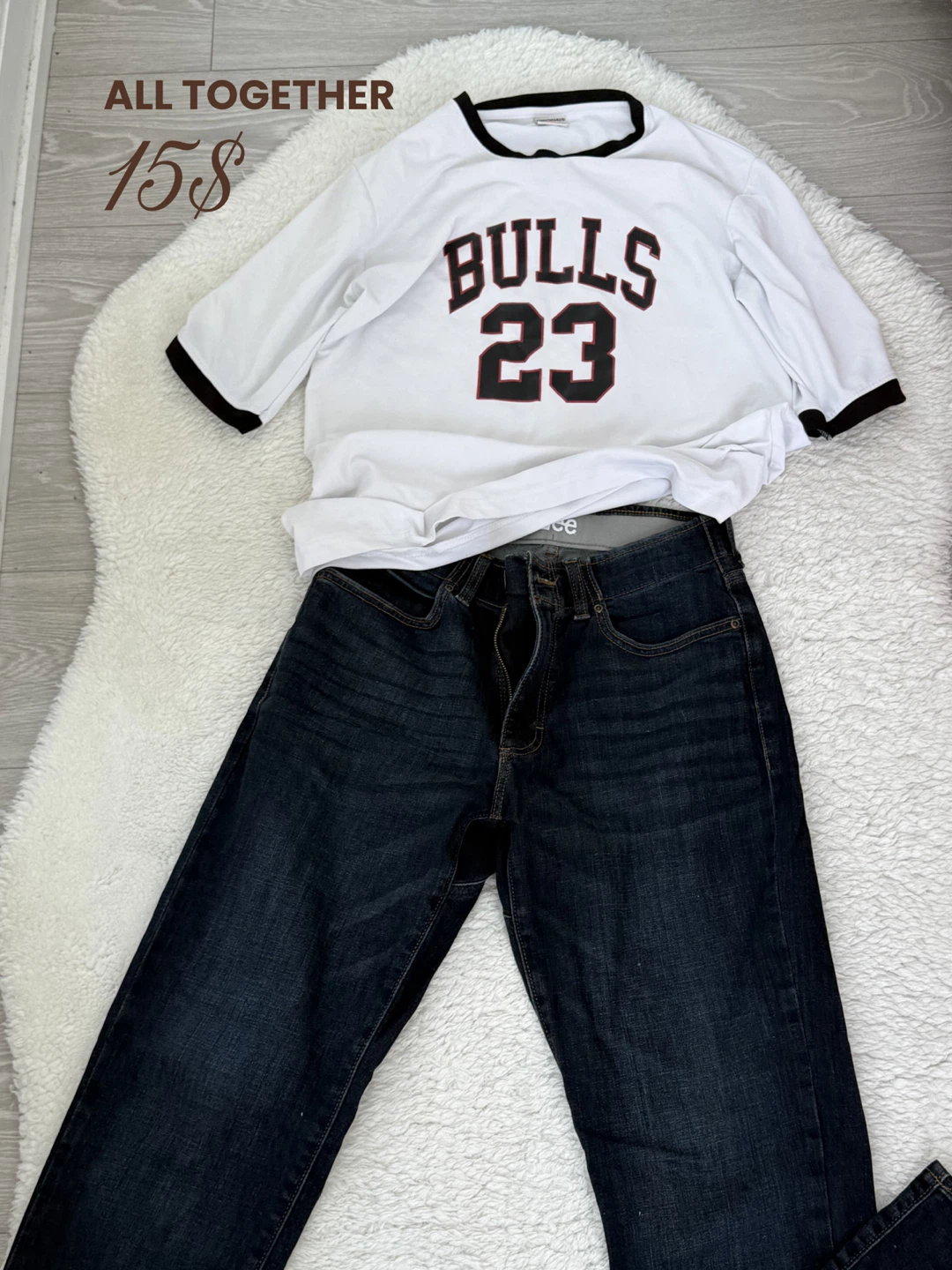 Lee Jeans & Bulls 23 T-Shirt - Size M