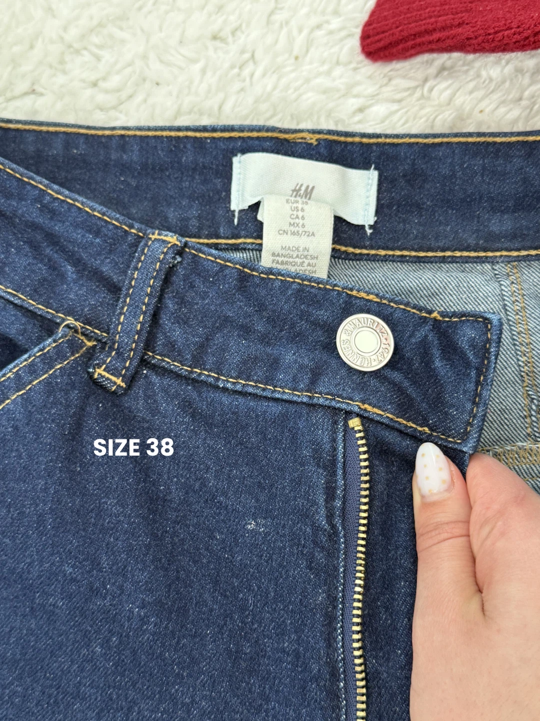 3/4 sleeve sweater and jeans - photo 5