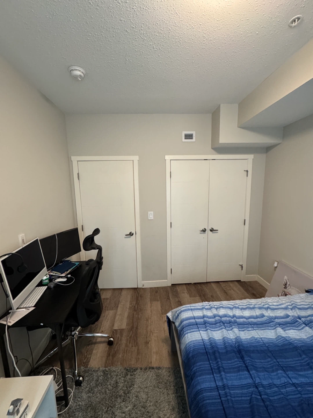 Private room for rent - photo 4