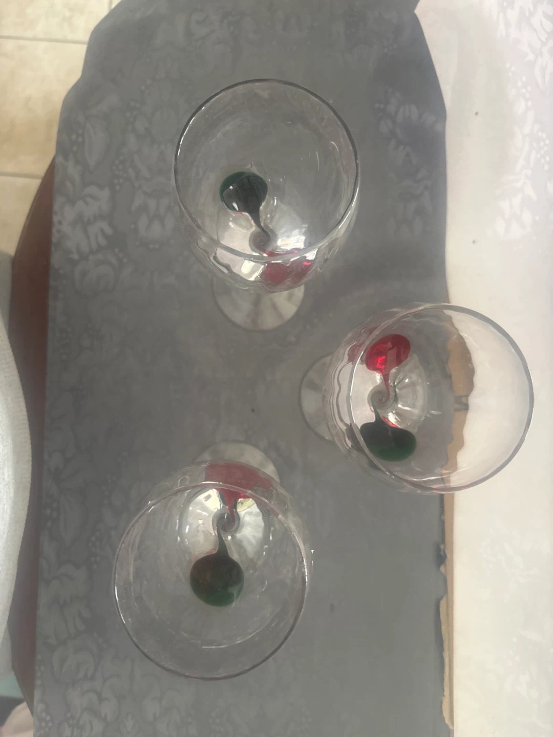 Set of 3 Decorative Wine Glasses - photo 2