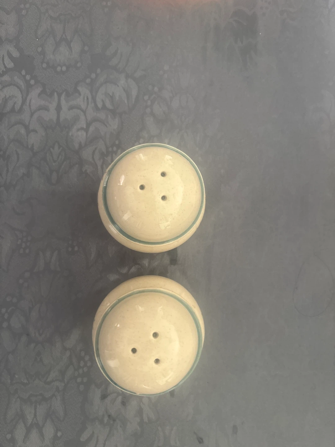 Vintage Salt and Pepper Shakers Set Ceramic - photo 2