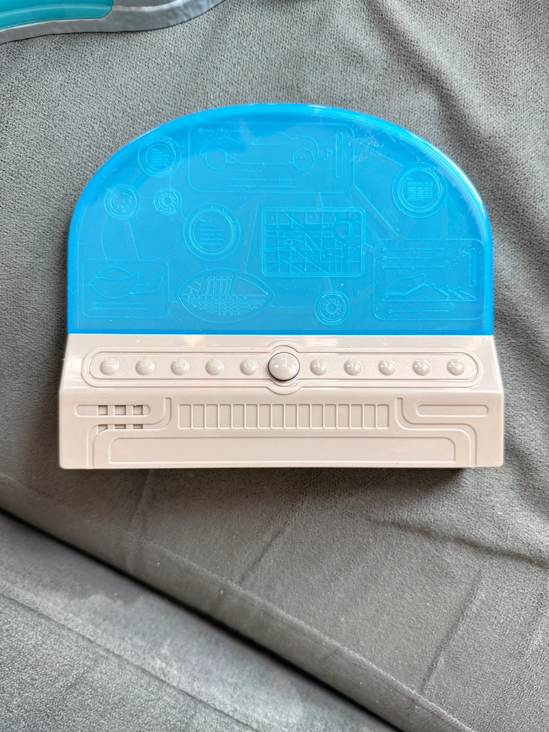 PJ Masks PJ Seeker Toy Playset with Figures - photo 3
