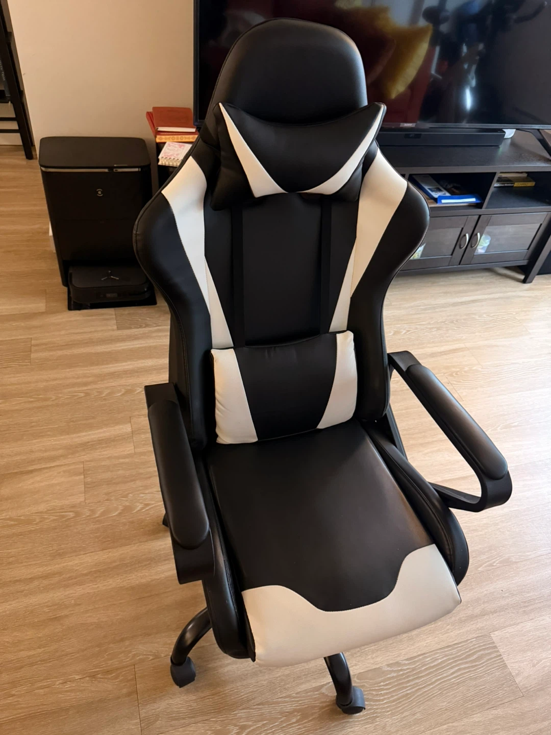 Black and White Racing Style Gaming Chair - photo 3