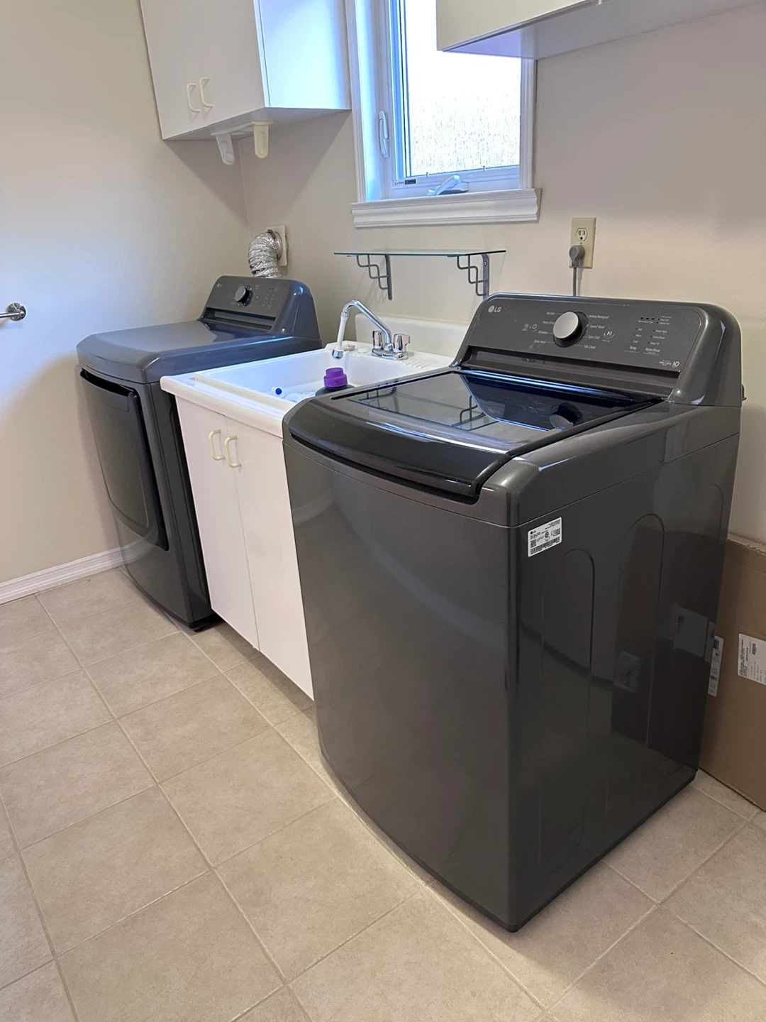 LG Electronics Top Load Washing Machine and dryer like new