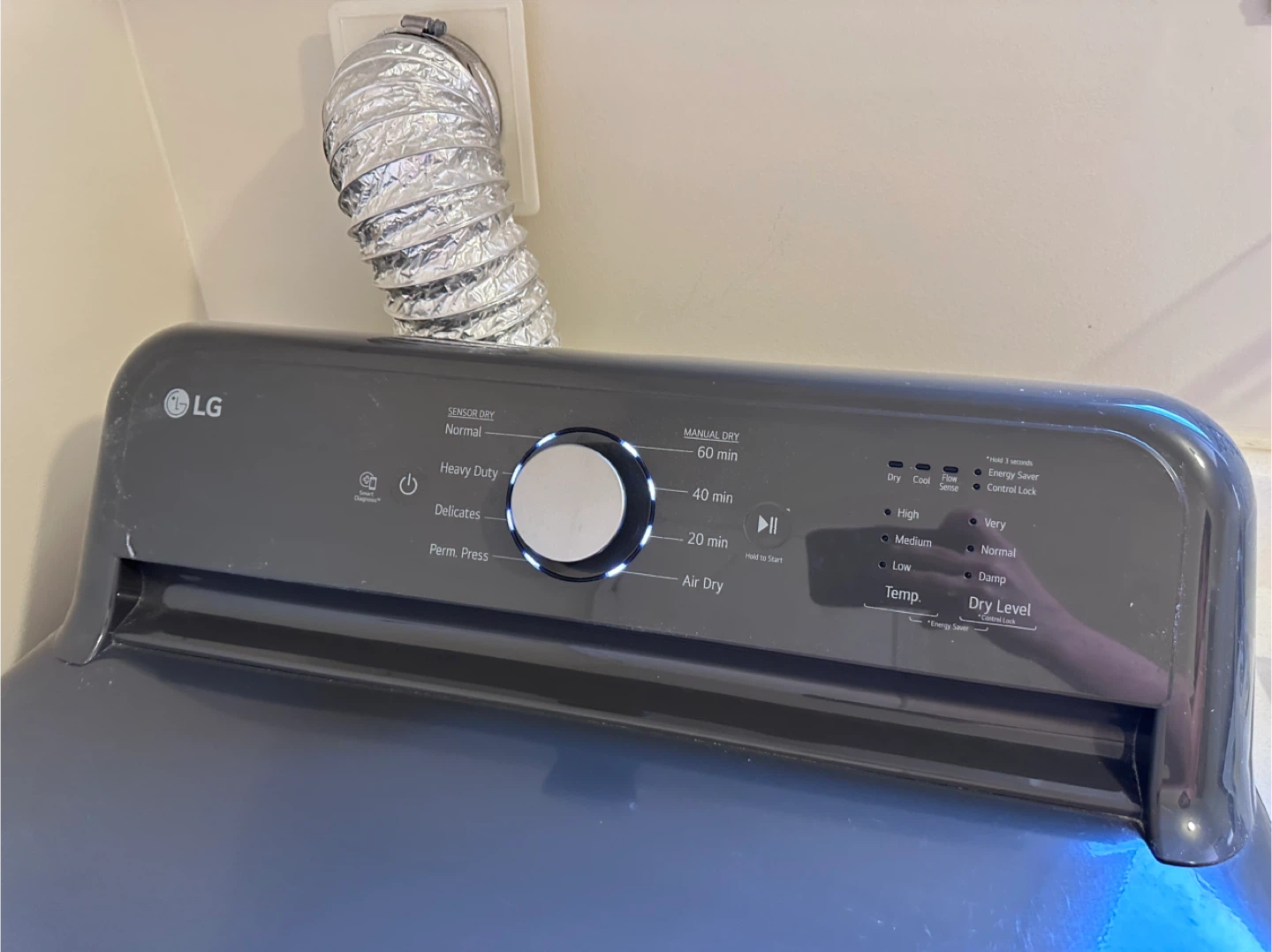 LG Electronics Top Load Washing Machine and dryer like new - photo 3