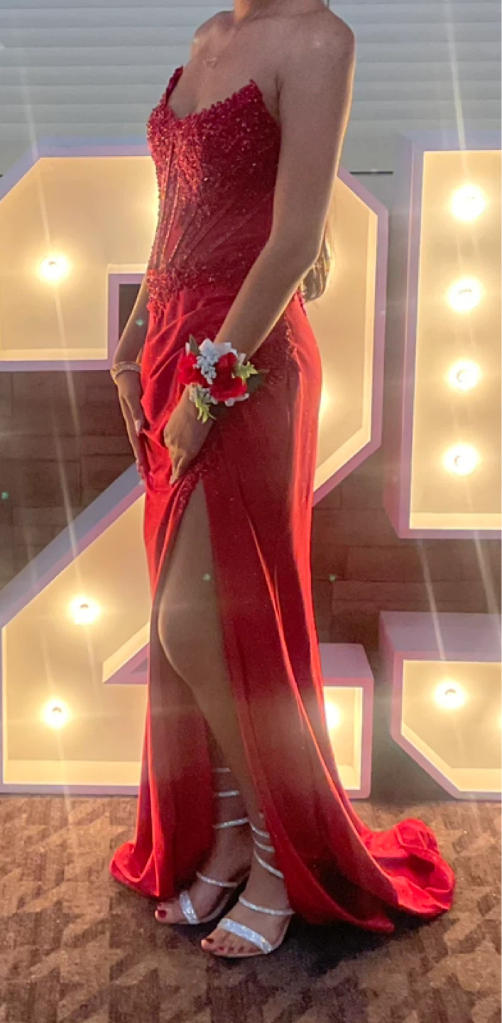 Sparkly Red Prom Dress