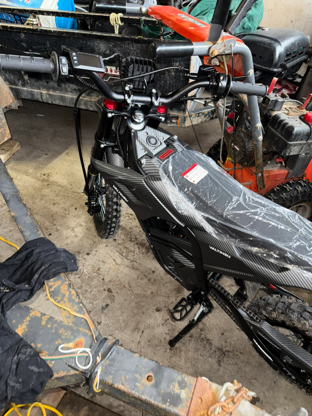 Valtinsu Electric Dirt Bike - Carbon fibre