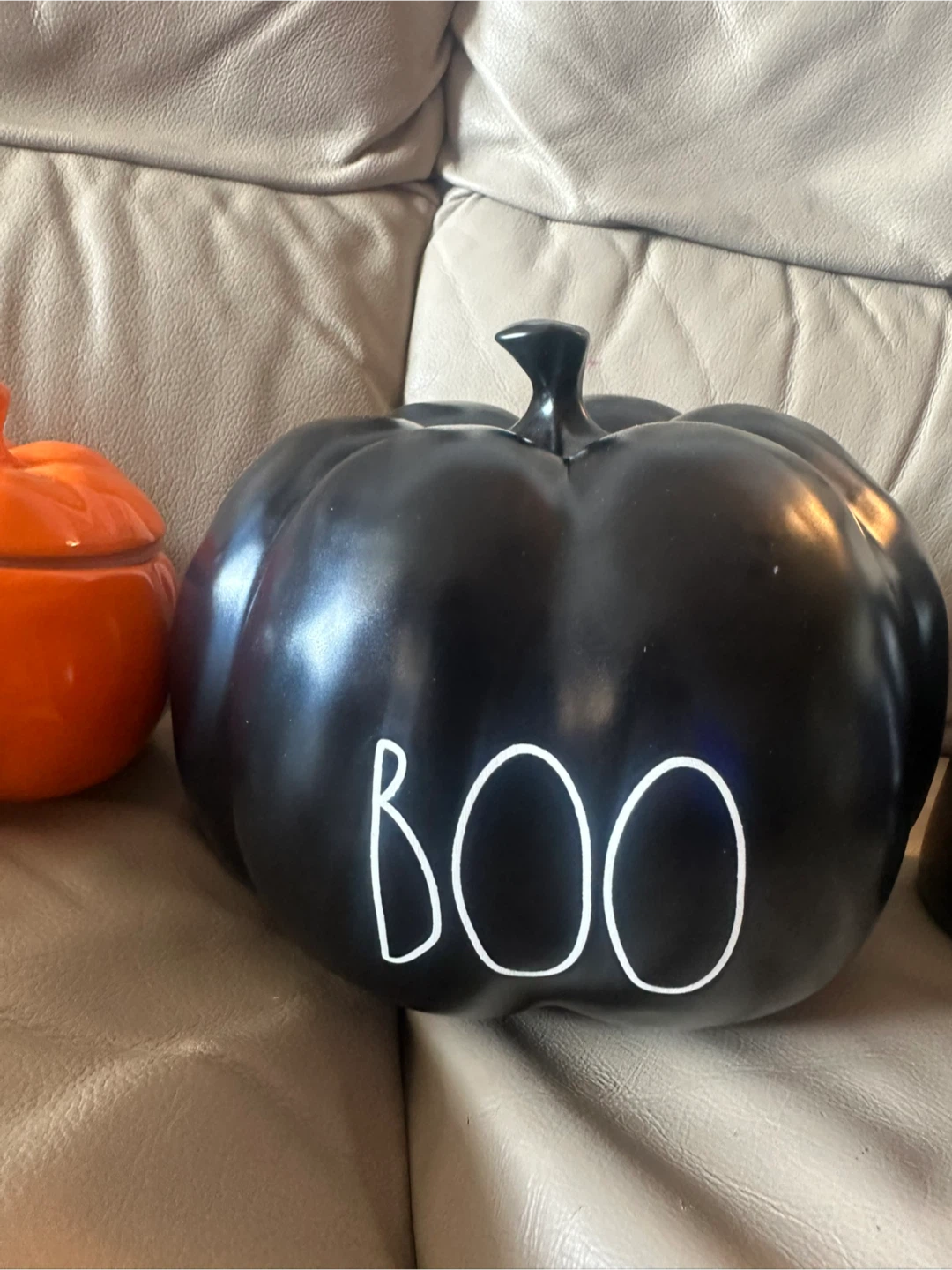 Rare and Retired Rae Dunn Halloween Lot - photo 5