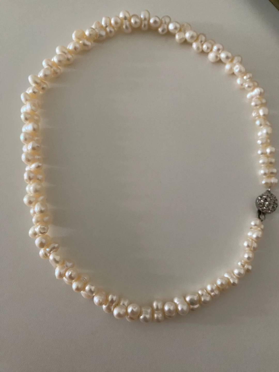 Pearl Necklace with Rhinestone Clasp